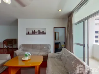 For rent 3 bedrooms apartment in Watthana, Bangkok