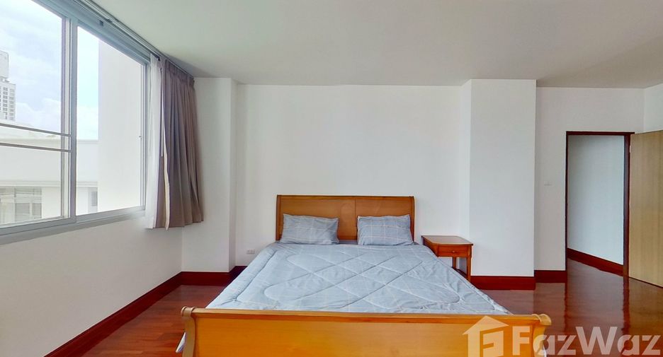 For rent 3 bedrooms apartment in Watthana, Bangkok