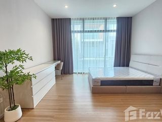 Reihenhaus zur Miete mit 3 Zimmer in Saphan Sung, Bangkok
