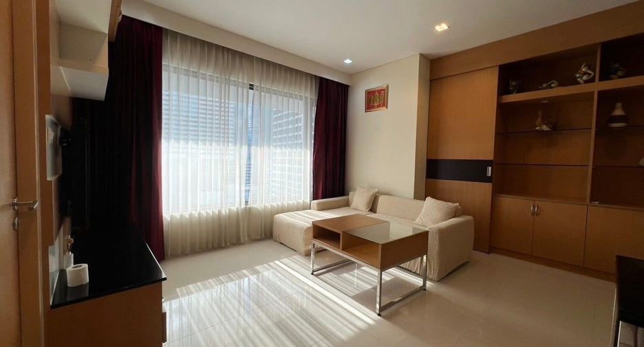 For rent 2 bedrooms condo in Sathon, Bangkok