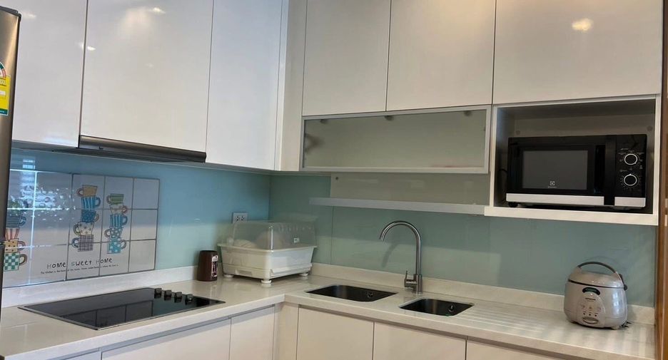 For rent 2 bedrooms condo in Sathon, Bangkok