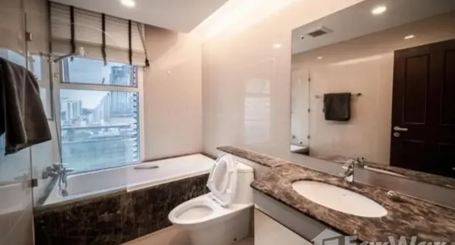 Condo en alquiler de 2 habitaciones en Watthana, Bangkok
