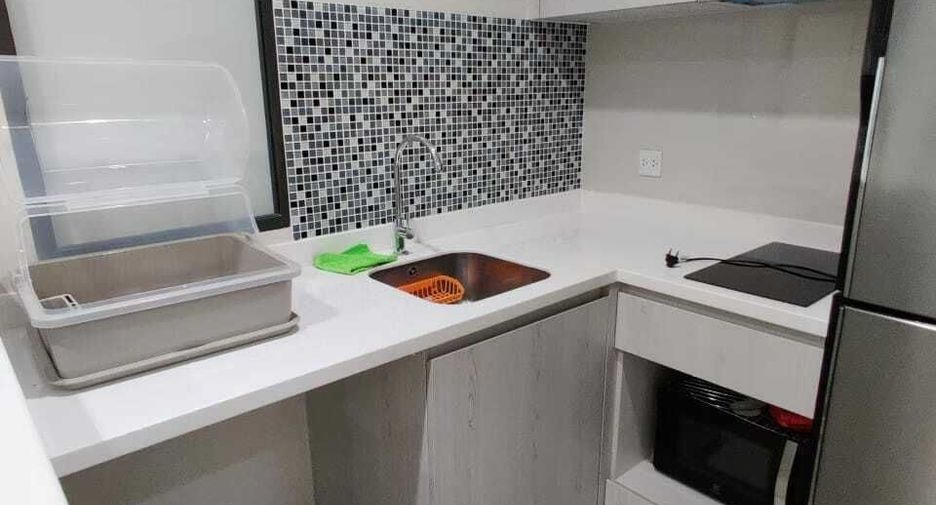 For rent 1 bed condo in Pathum Wan, Bangkok