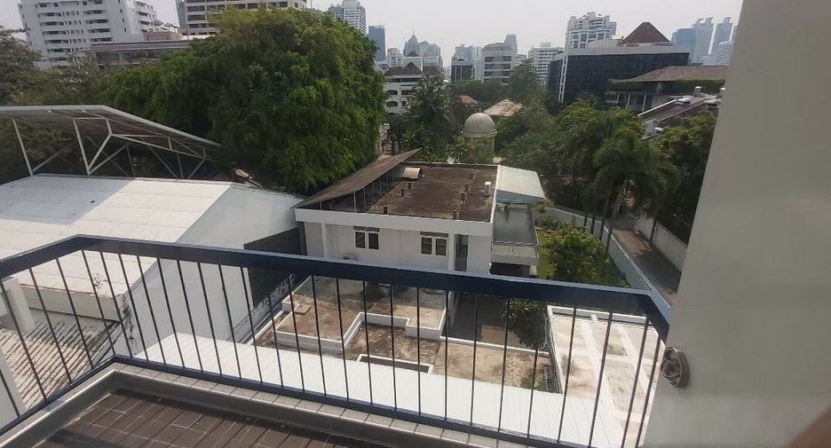À louer 2 chambres condo à Pathum Wan, Bangkok