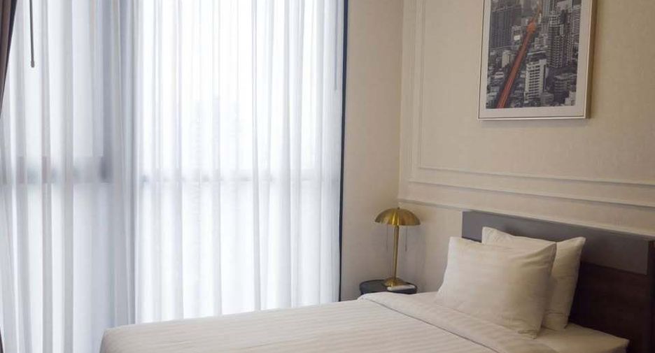 For rent 2 bedrooms condo in Watthana, Bangkok