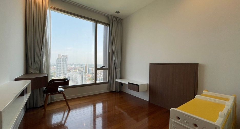 À louer 2 chambres condo à Khlong Toei, Bangkok