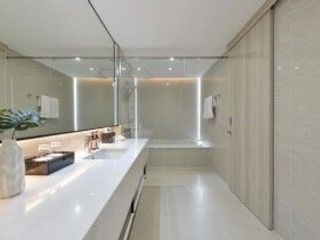 Apartamento en alquiler de 2 habitaciones en Khlong Toei, Bangkok