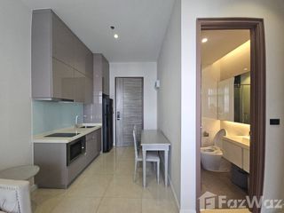 À louer 2 chambres condo à Phra Khanong, Bangkok