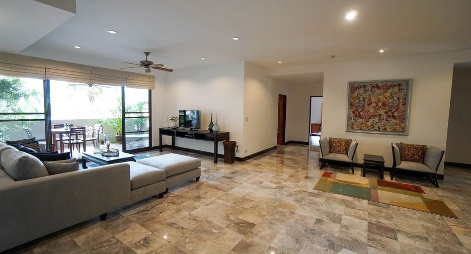 For rent 3 bedrooms apartment in Watthana, Bangkok