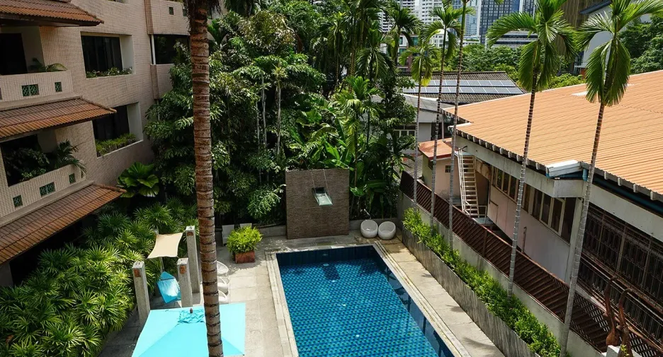 For rent 3 bedrooms apartment in Watthana, Bangkok