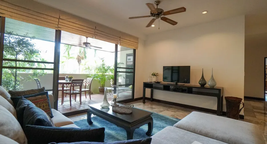 For rent 3 bedrooms apartment in Watthana, Bangkok