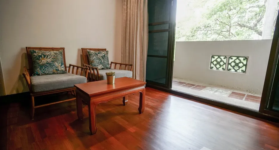 For rent 3 bedrooms apartment in Watthana, Bangkok