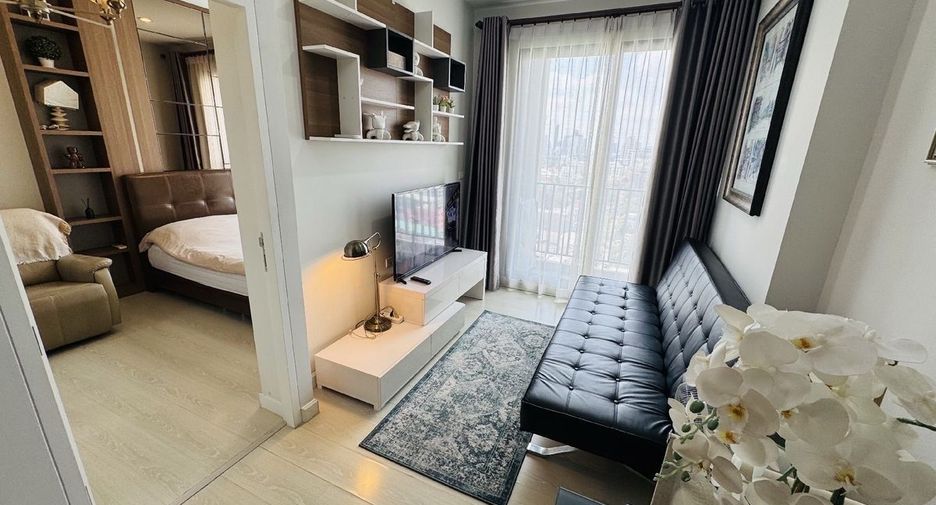 For rent 1 bed condo in Watthana, Bangkok