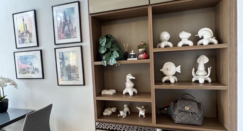 For rent 1 bed condo in Watthana, Bangkok