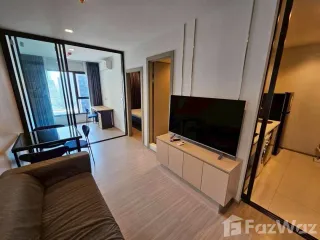For rent 2 bedrooms condo in Huai Khwang, Bangkok