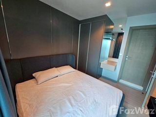 For rent 2 bedrooms condo in Huai Khwang, Bangkok