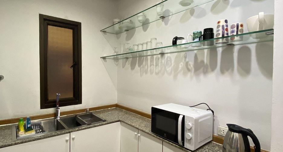 For rent 1 bed condo in Khlong San, Bangkok