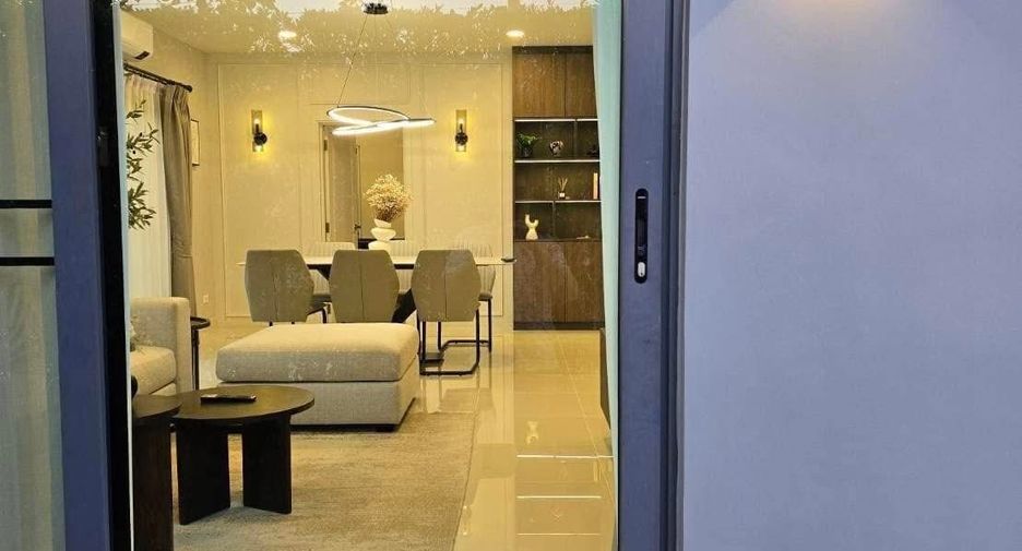 Аренда 4 спальни дом в Bang Phli, Самутпракан