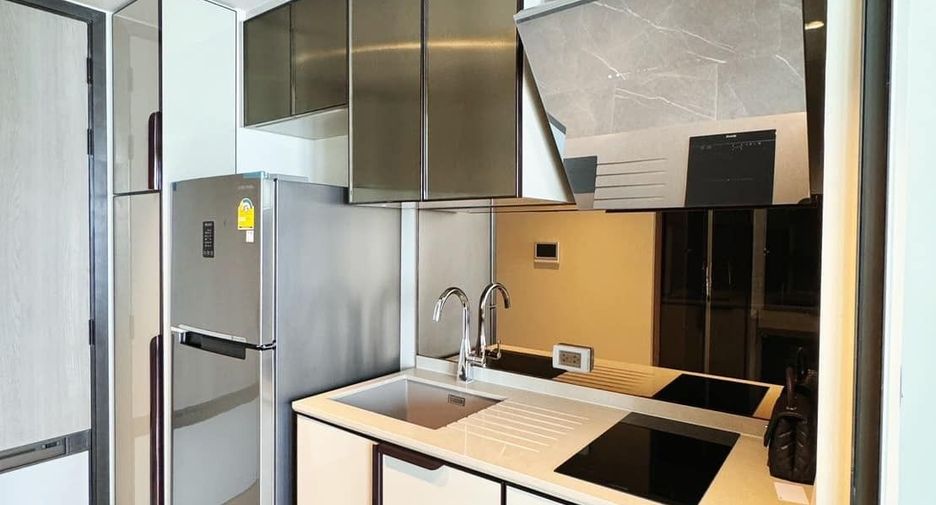 Condo en alquiler de 1 habitaciones en Watthana, Bangkok