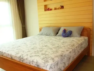 For rent 1 bed condo in Huai Khwang, Bangkok