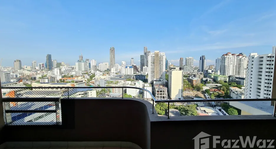 For rent 2 bedrooms condo in Watthana, Bangkok