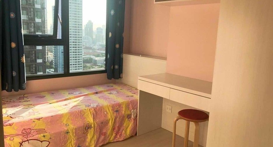 For rent 2 bedrooms condo in Watthana, Bangkok