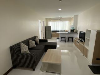 For rent 2 bedrooms apartment in Watthana, Bangkok
