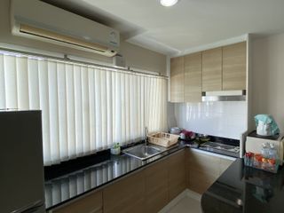 For rent 2 bedrooms apartment in Watthana, Bangkok