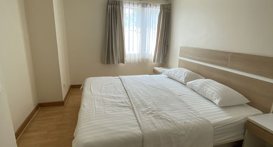 For rent 2 bedrooms apartment in Watthana, Bangkok