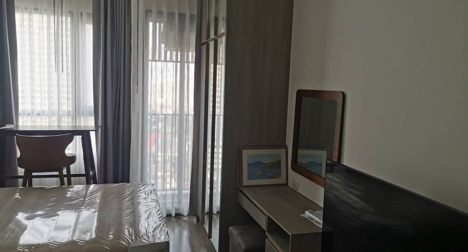For rent studio condo in Watthana, Bangkok