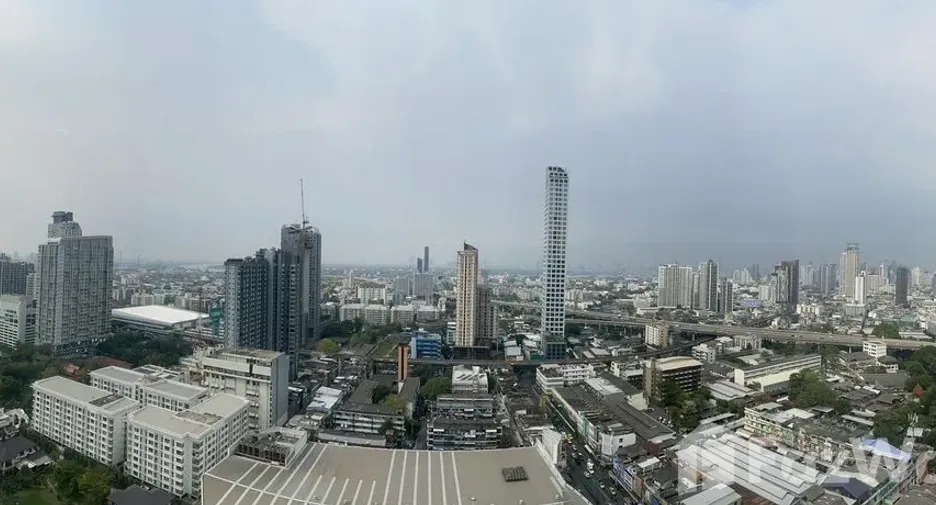 For rent 1 bed condo in Watthana, Bangkok