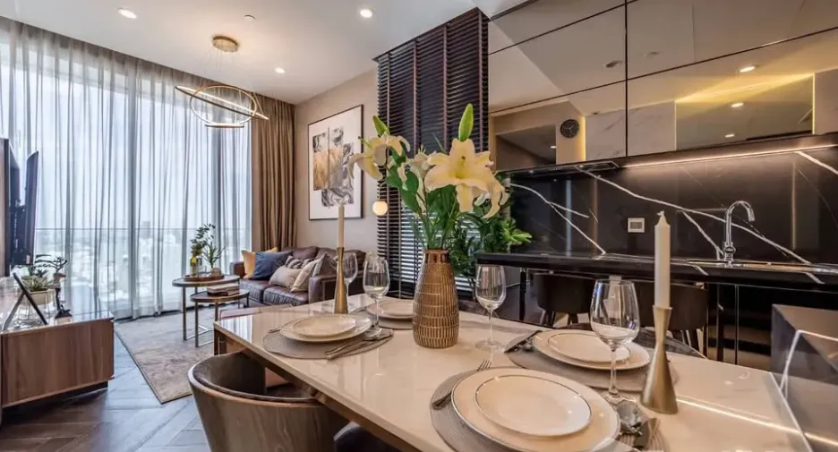Condo en alquiler de 2 habitaciones en Khlong Toei, Bangkok
