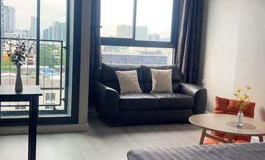 Wohnung zur Miete mit Studio in Phra Khanong, Bangkok