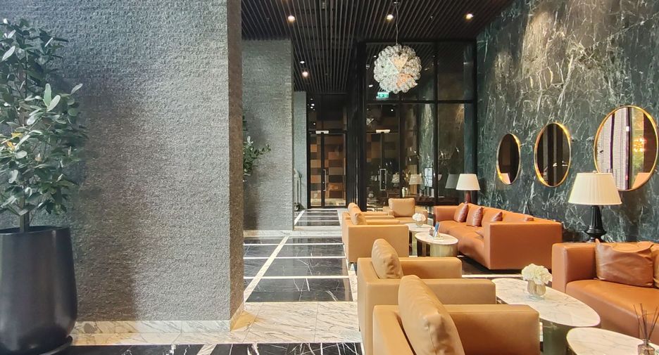 For rent 2 bedrooms condo in Watthana, Bangkok