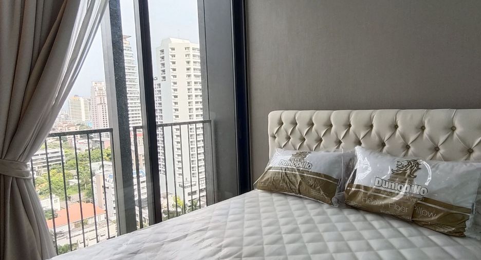 For rent 2 bedrooms condo in Watthana, Bangkok