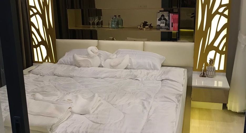 For rent 1 bed condo in Pathum Wan, Bangkok