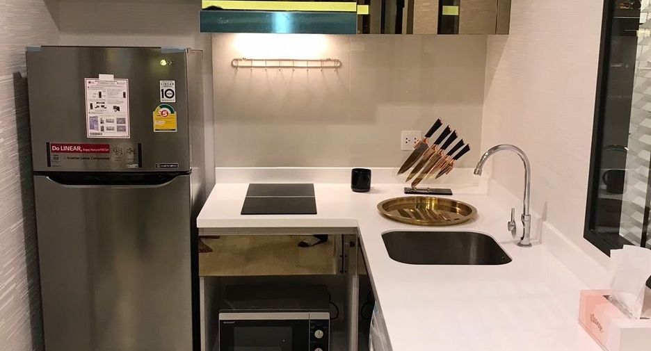 For rent 1 bed condo in Pathum Wan, Bangkok