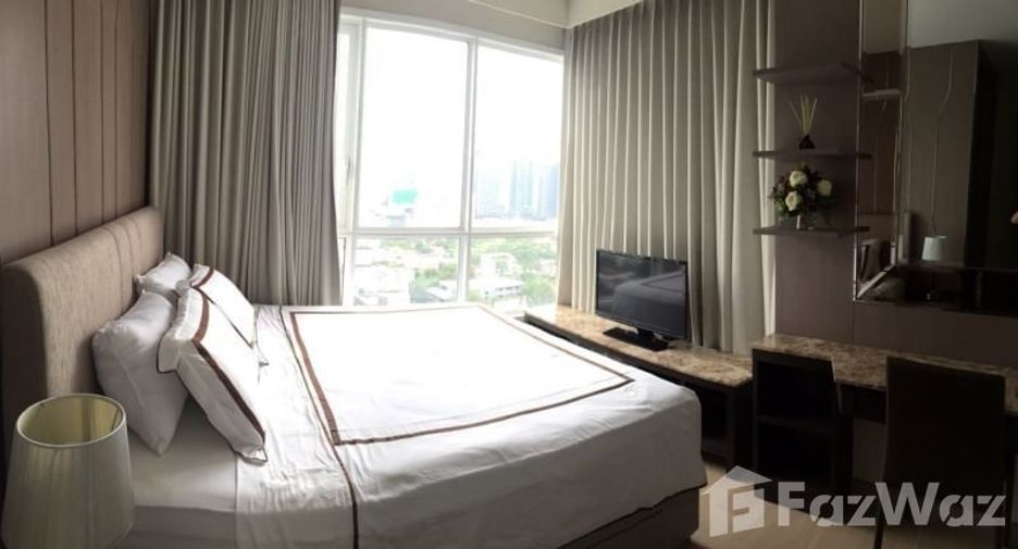 For rent 2 bedrooms condo in Watthana, Bangkok