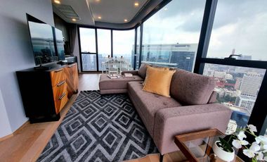 For rent 2 bedrooms condo in Bang Rak, Bangkok