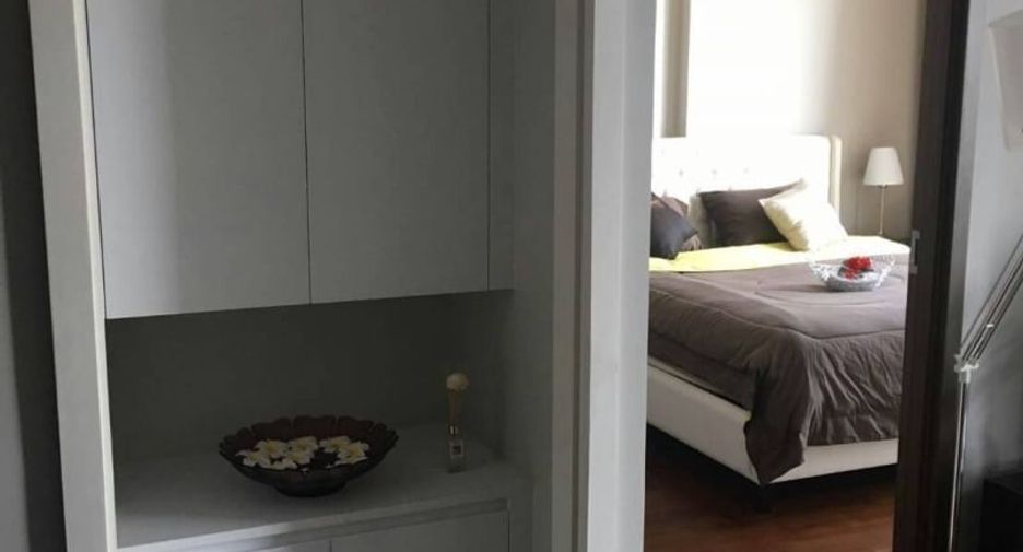 For rent 1 bed condo in Watthana, Bangkok