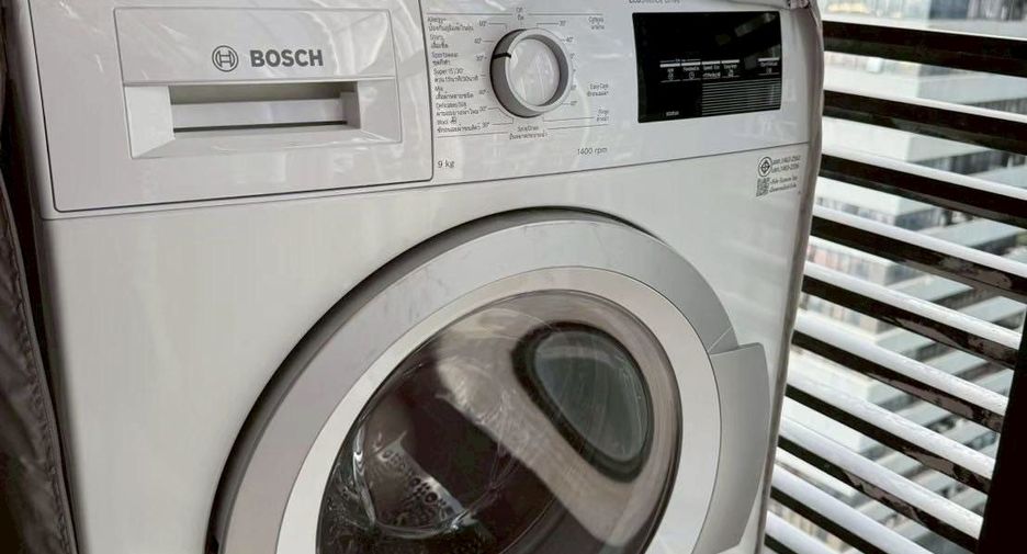 For rent 1 bed condo in Huai Khwang, Bangkok