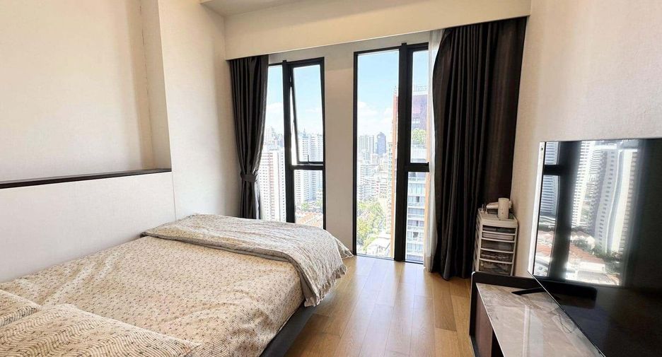 For rent 3 bedrooms condo in Watthana, Bangkok