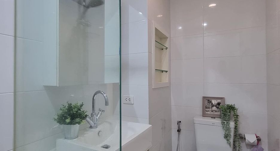 Wohnung zur Miete mit 1 Zimmer in Watthana, Bangkok