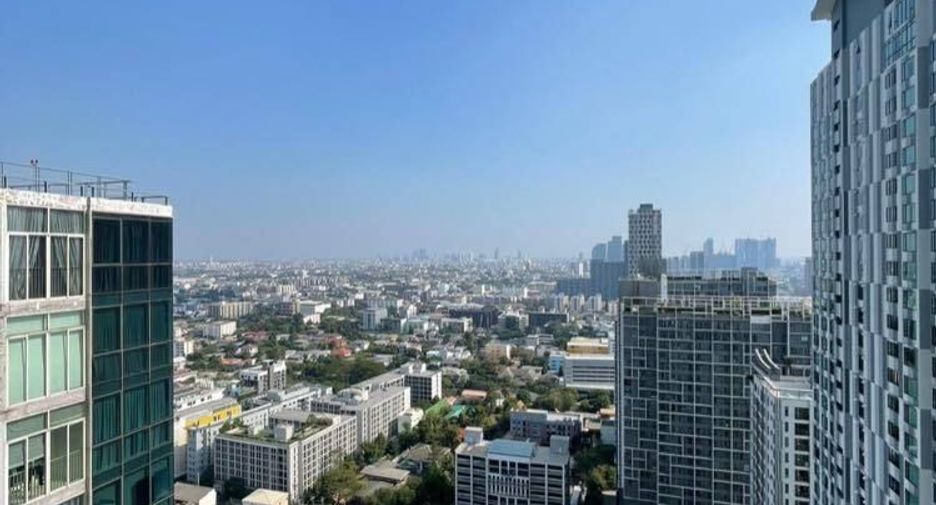 For rent 1 bed condo in Phra Khanong, Bangkok