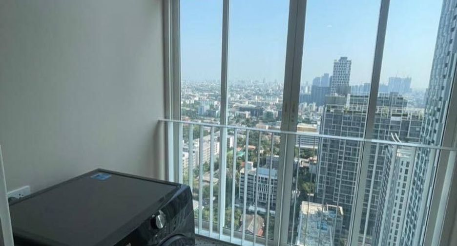 For rent 1 bed condo in Phra Khanong, Bangkok