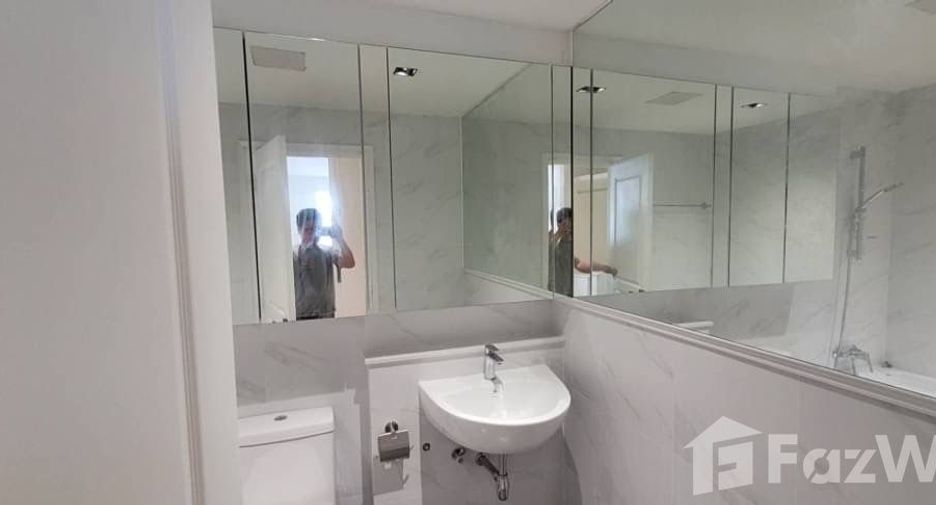 Condo en alquiler de 2 habitaciones en Khlong Toei, Bangkok
