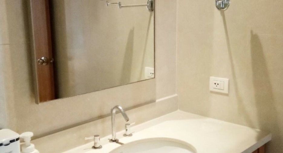 For rent 1 Beds condo in Khlong Toei, Bangkok