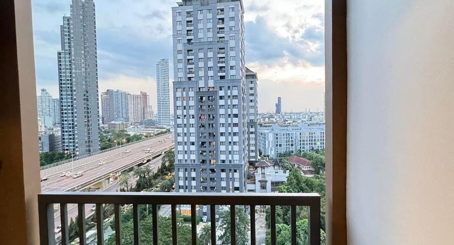 Condo en alquiler de 1 habitaciones en Watthana, Bangkok