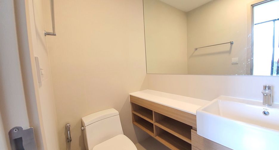 Wohnung zur Miete mit 1 Zimmer in Khlong Toei, Bangkok