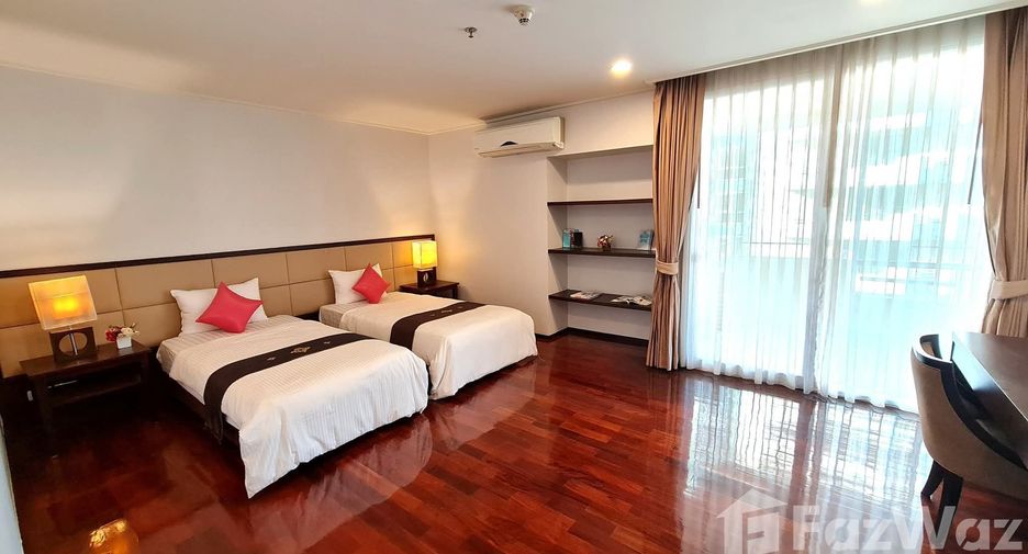 For rent 2 bedrooms apartment in Watthana, Bangkok